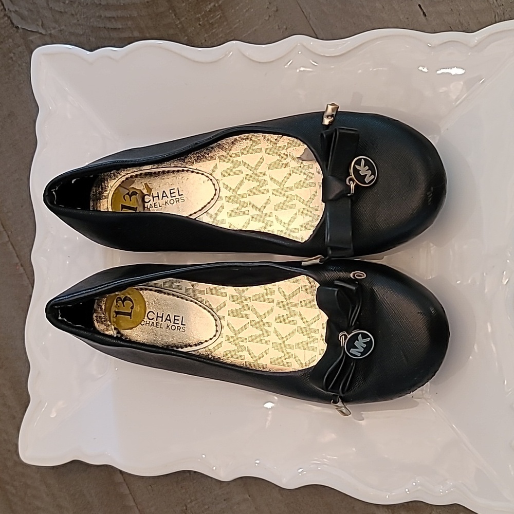 Michael Kors Girls Flat Size 13 shoes
